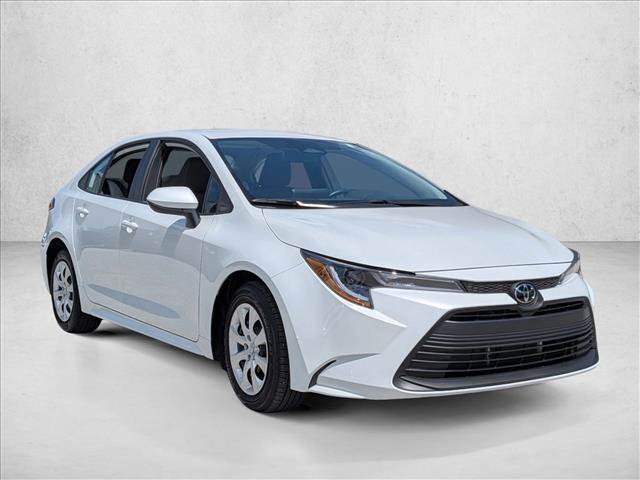Used 2025 Toyota Corolla LE video 3