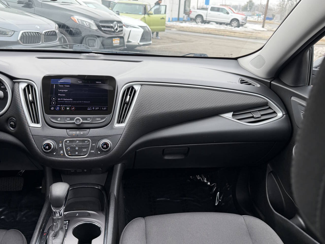 Used 2022 Chevrolet Malibu LT FWD image 20