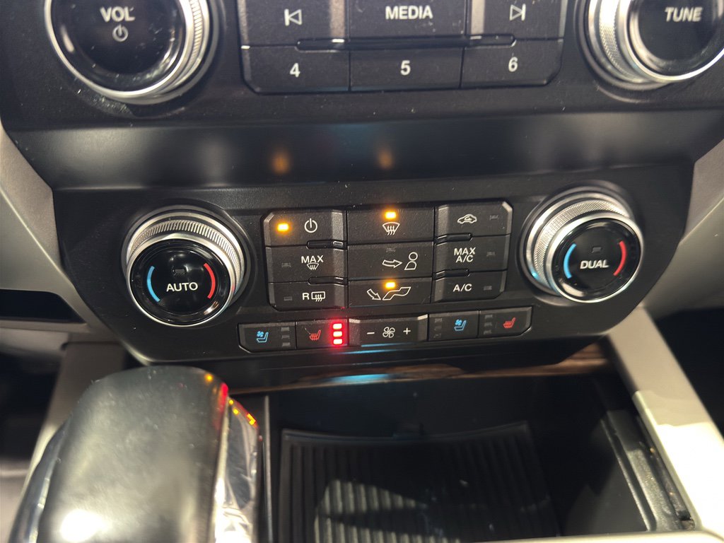 Used 2019 Ford F150 Lariat w/ Equipment Group 502A Luxury image 31