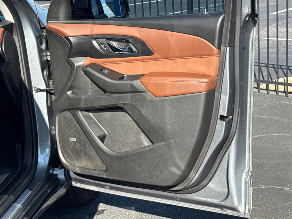 Used 2018 Chevrolet Traverse High Country w/ LPO, Floor Liner Package image 15