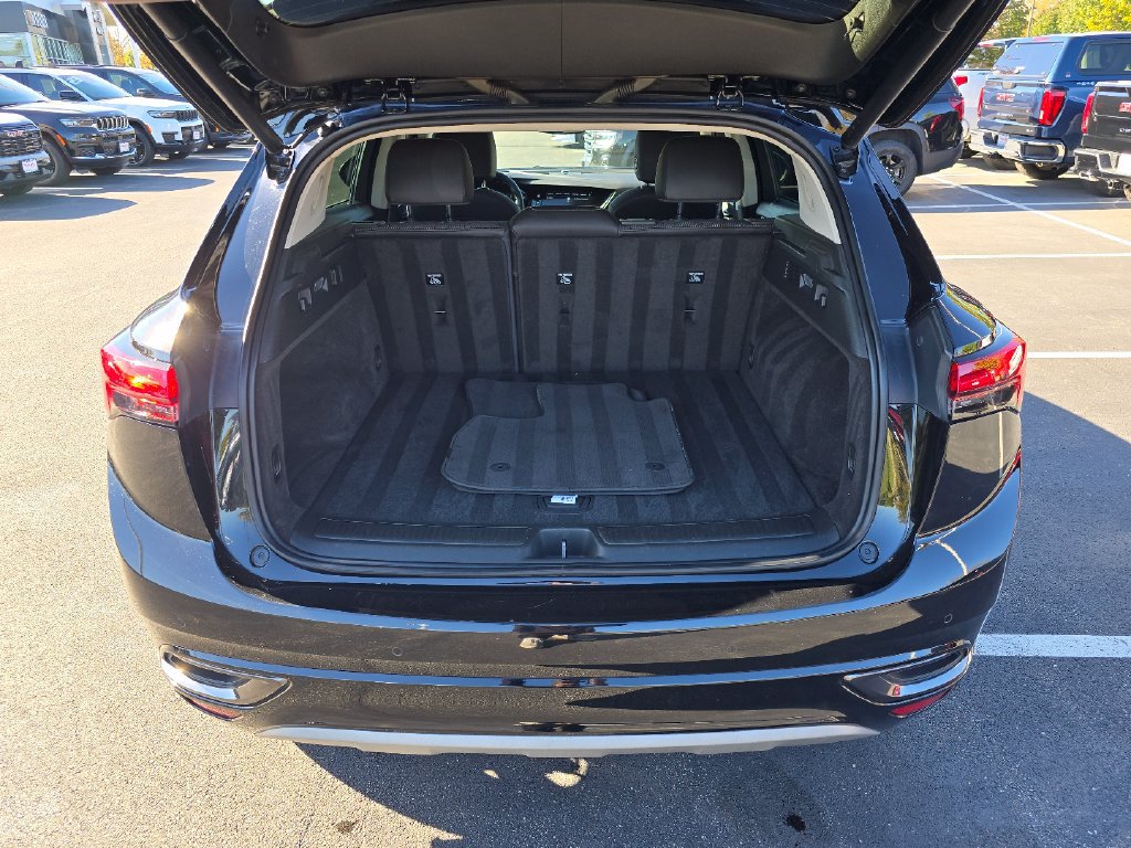 Certified 2022 Buick Envision Preferred FWD image 22