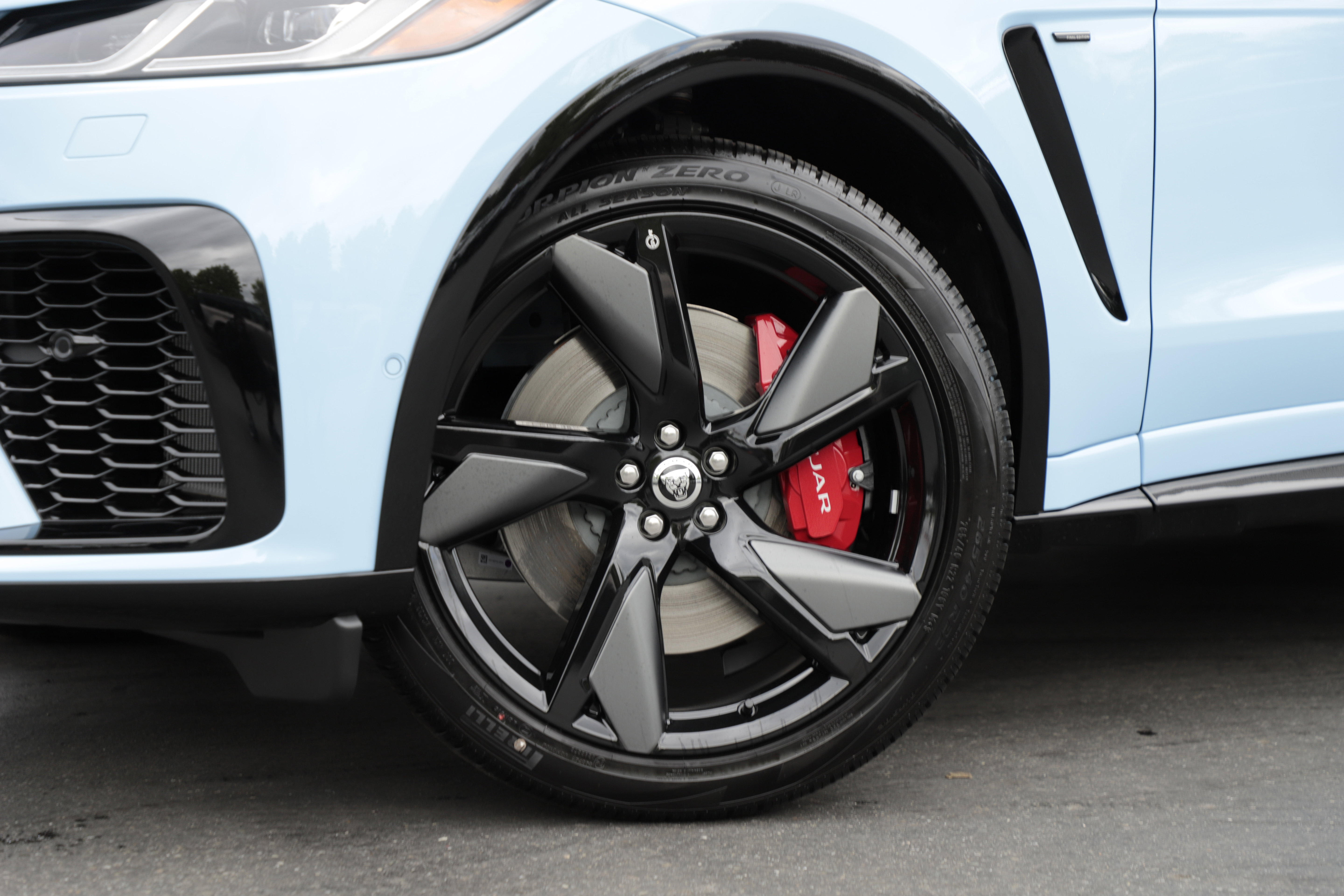 New 2026 Jaguar F-PACE SVR AWD/4WD image 2