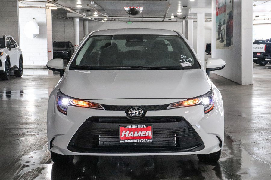 New 2027 Toyota Corolla LE FWD image 2