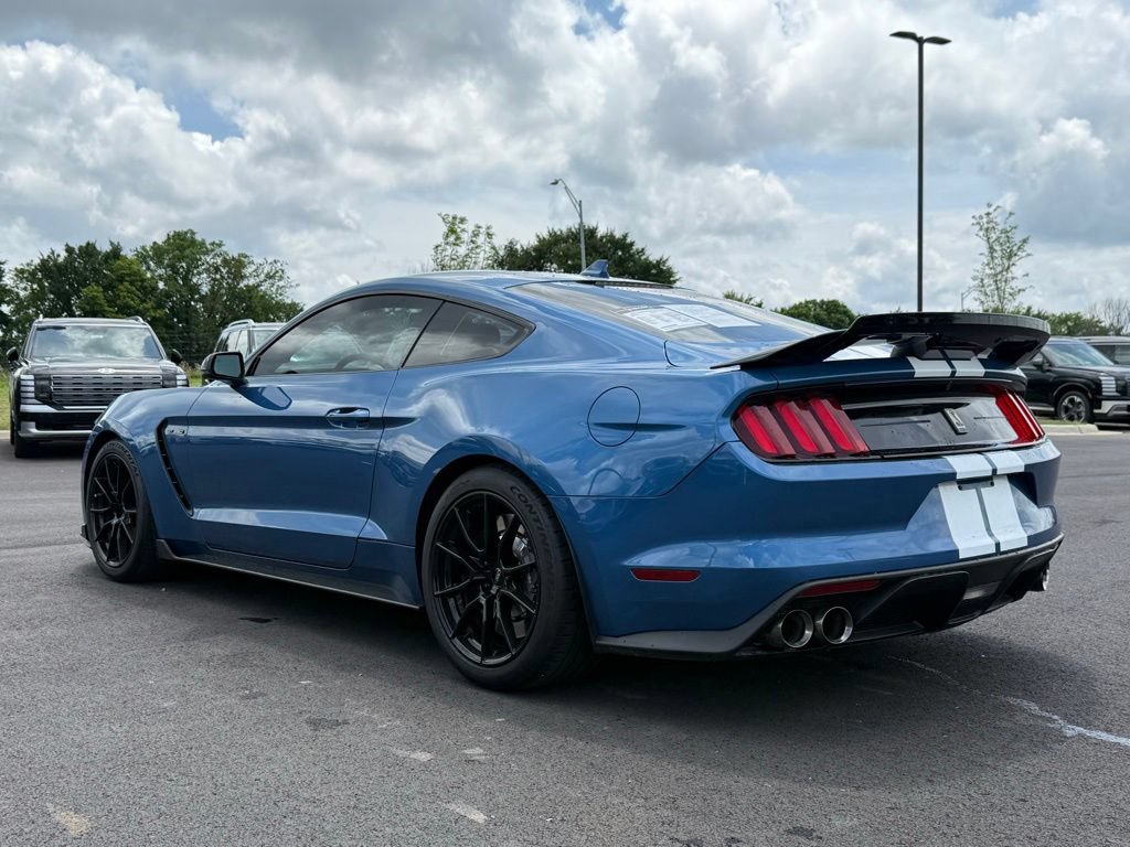 Used 2020 Ford Mustang Shelby GT350 w/ Technology Package RWD image 7