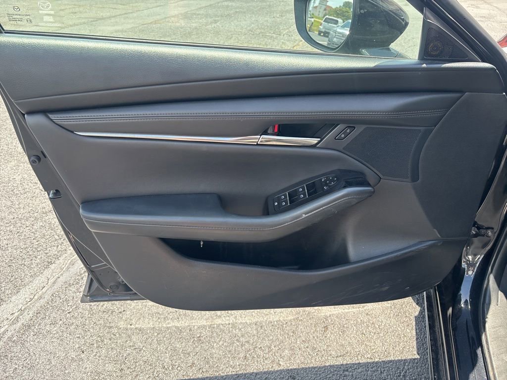 Used 2024 MAZDA MAZDA3 s FWD image 7