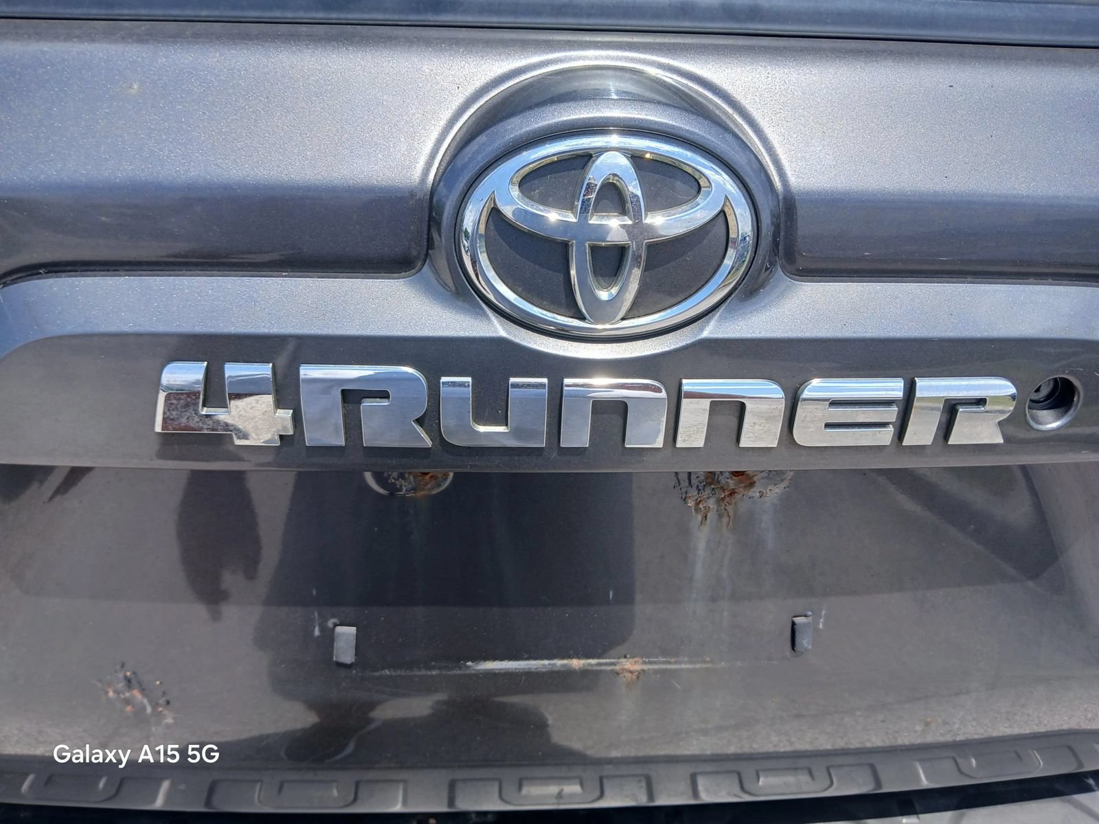 Used 2017 Toyota 4Runner SR5 AWD/4WD image 11