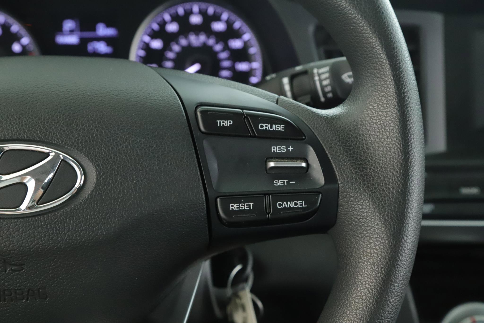 Used 2019 Hyundai Elantra SE w/ Cargo Package FWD image 8