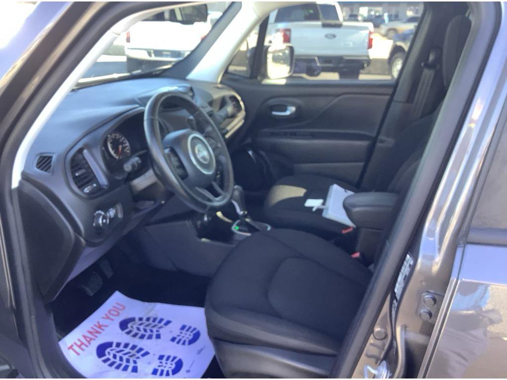 Used 2020 Jeep Renegade Altitude image 11