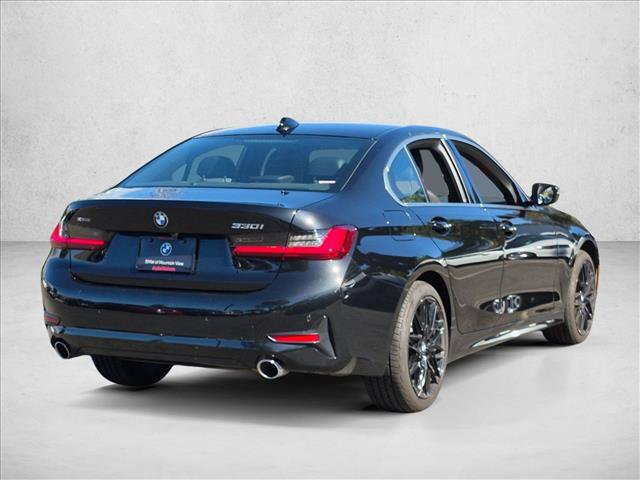 Used 2022 BMW 330i xDrive Sedan w/ Driving Assistance Package AWD/4WD image 5