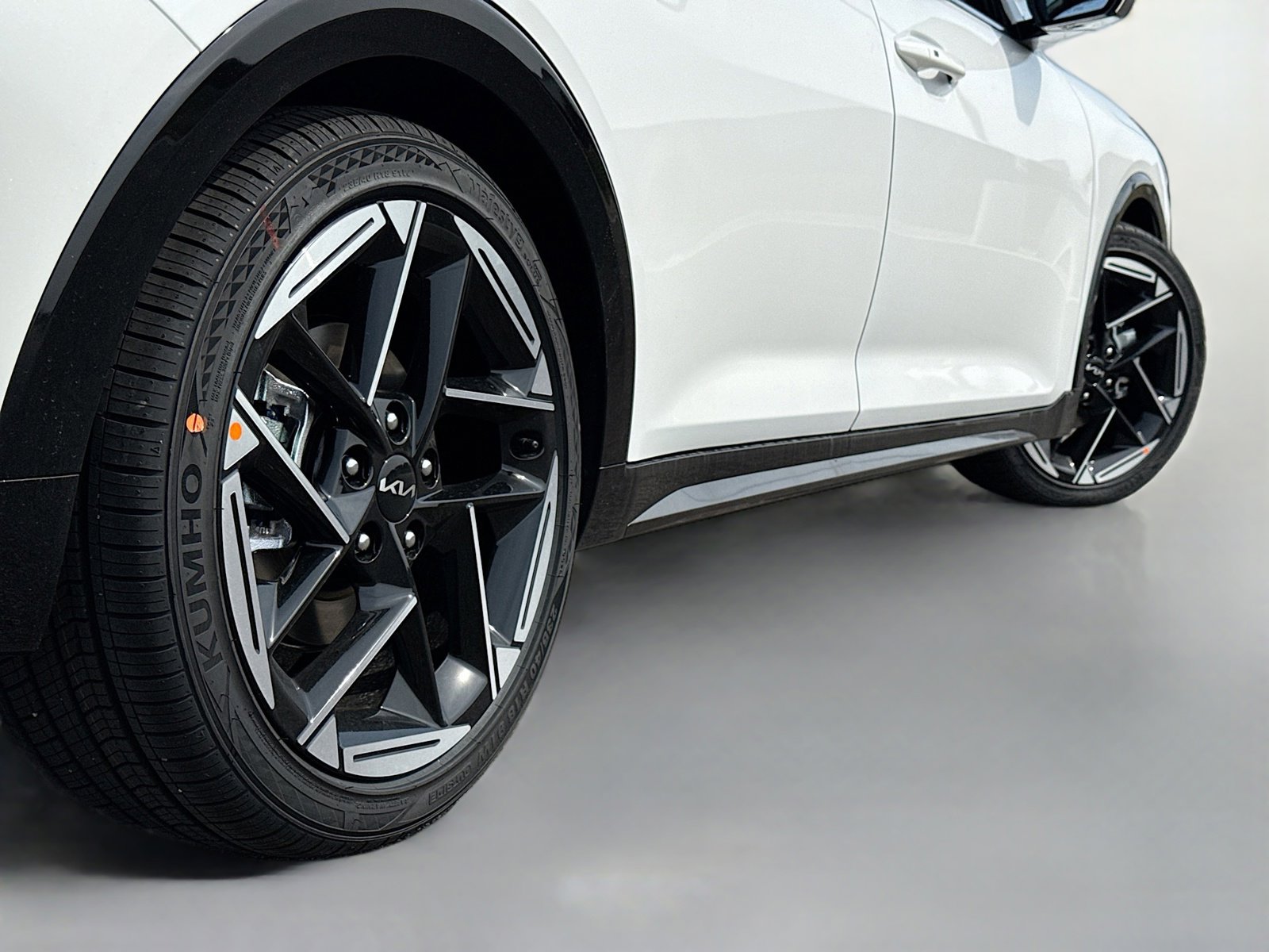 New 2026 Kia K4 GT-Line image 12