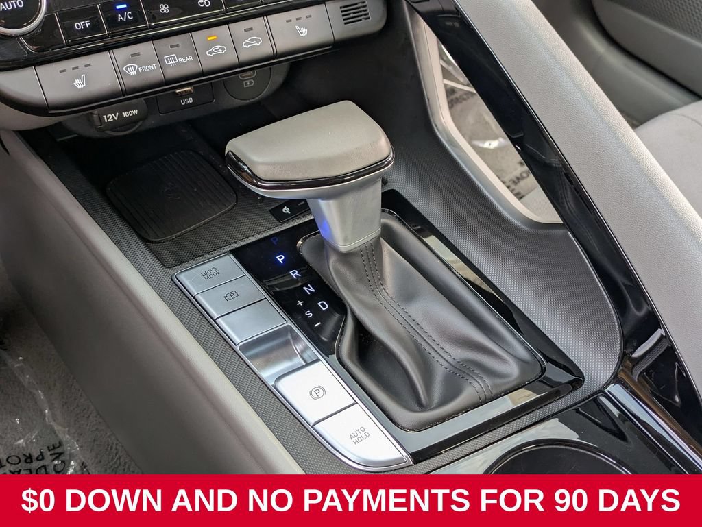Used 2025 Hyundai Elantra SEL FWD image 18