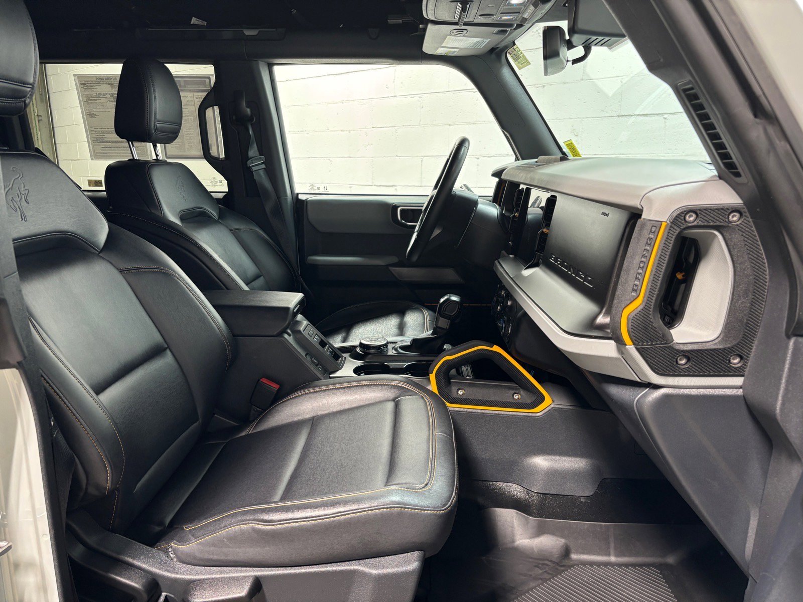 Used 2021 Ford Bronco Badlands image 28