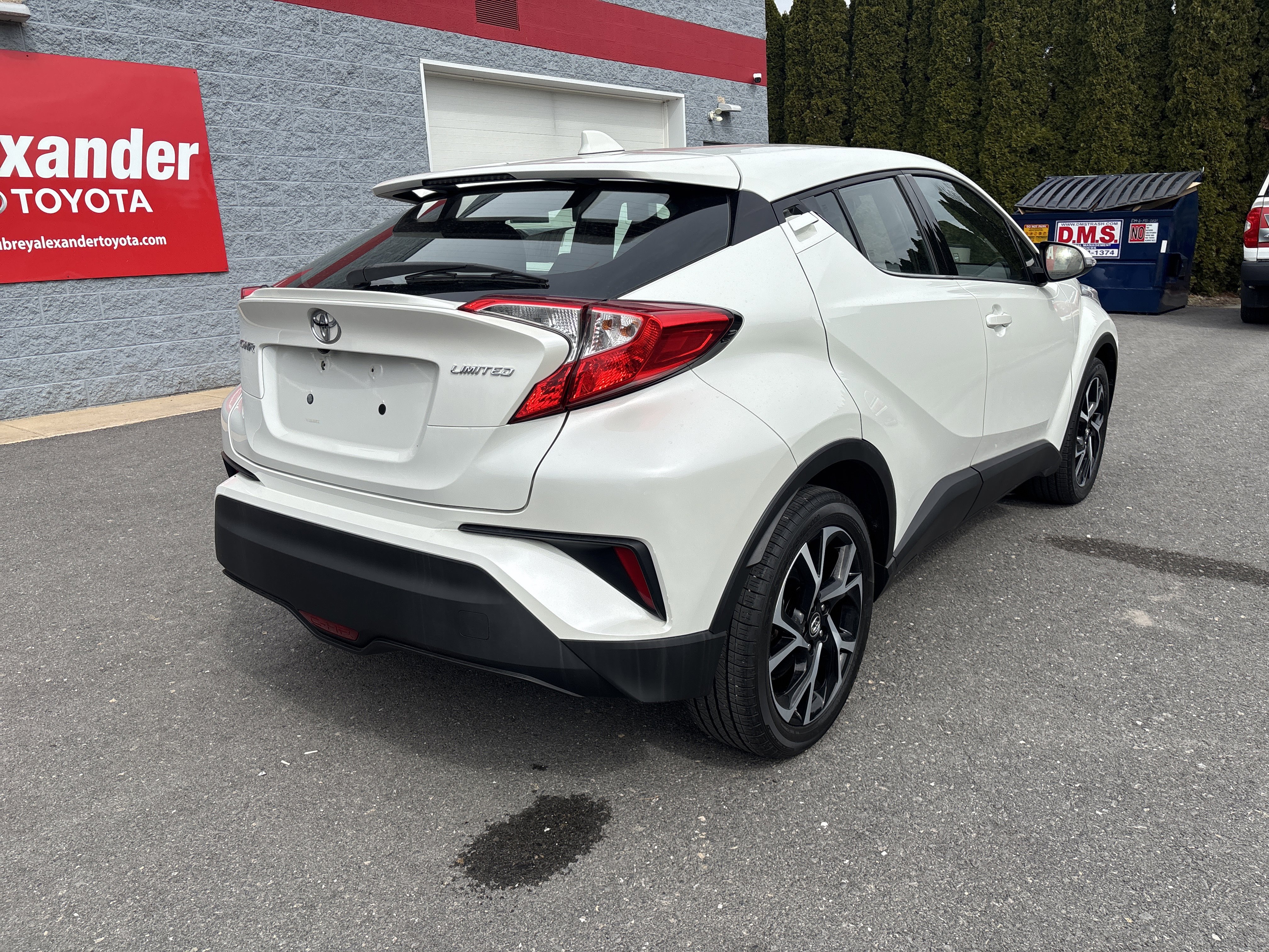 Used 2019 Toyota C-HR Limited image 3