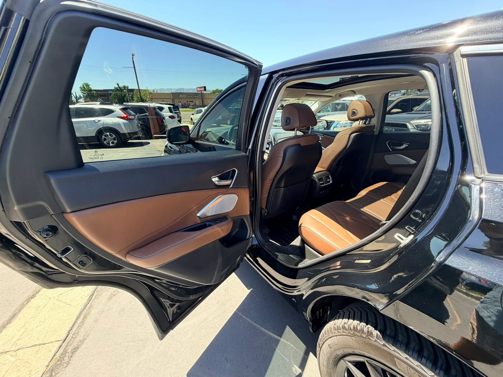 Used 2020 Acura RDX AWD w/ Advance Package image 21