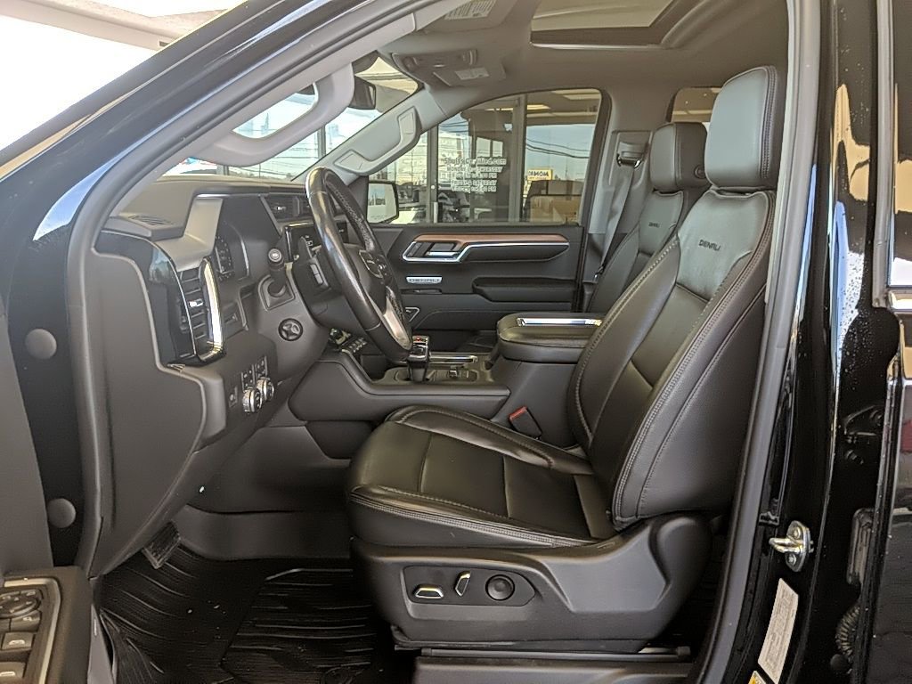Used 2022 GMC Sierra 1500 Denali AWD/4WD image 14