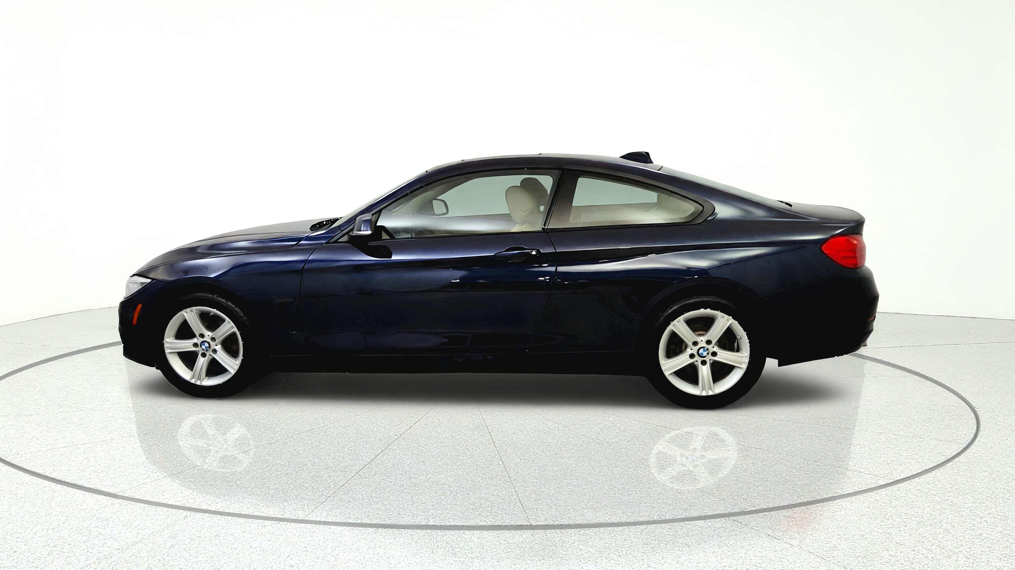 Used 2014 BMW 428i xDrive Coupe AWD/4WD image 4