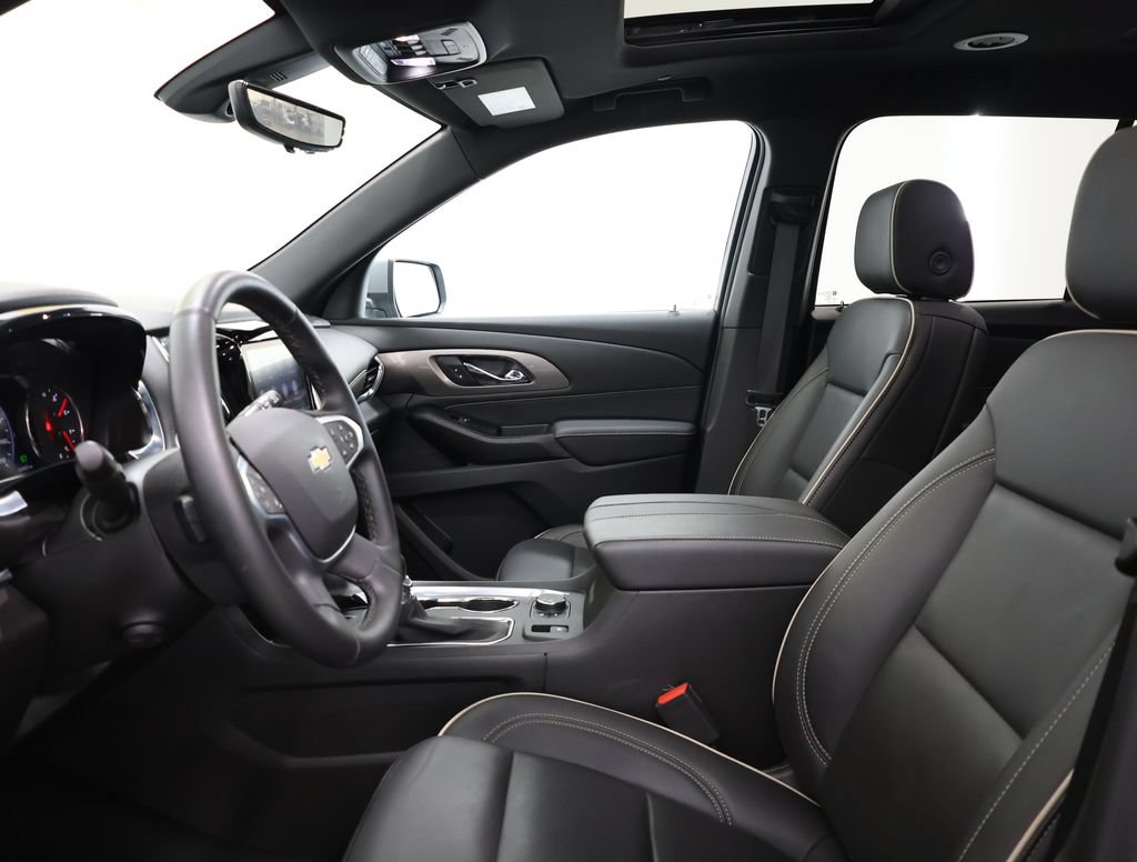 Used 2023 Chevrolet Traverse Premier AWD/4WD image 13