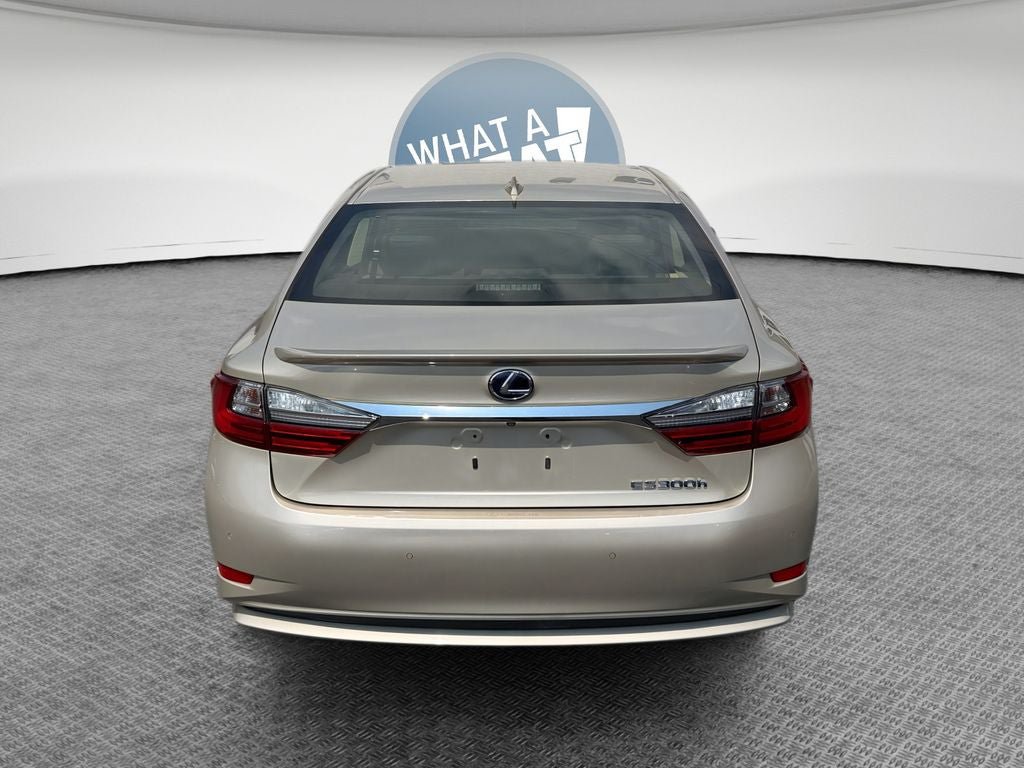 Used 2017 Lexus ES 300h FWD image 5