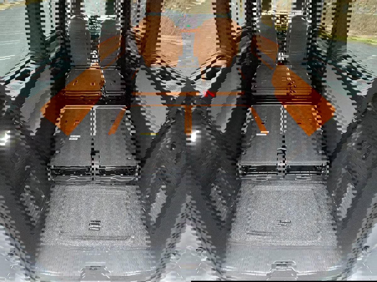 Used 2025 Volkswagen ID. Buzz Pro S image 19