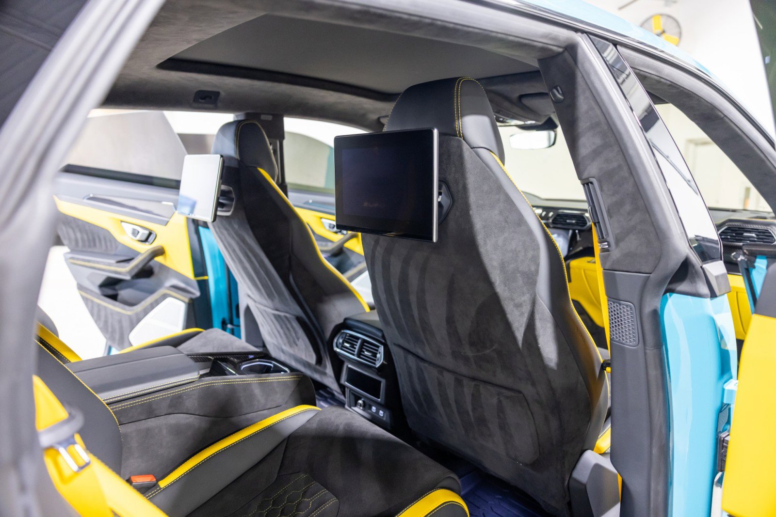 Used 2024 Lamborghini Urus S image 34