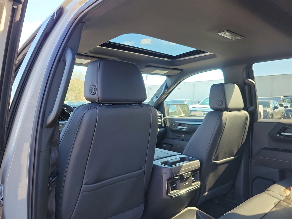 New 2026 GMC Sierra 1500 AT4 w/ AT4 Premium Package image 13