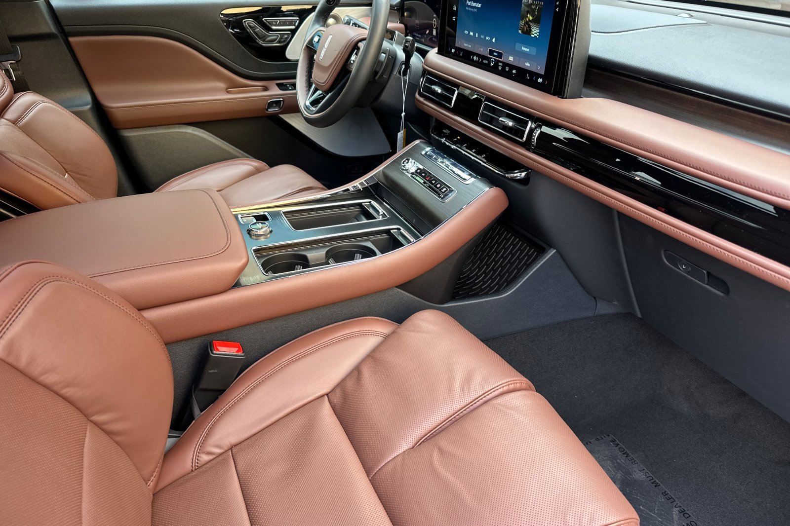 New 2026 Lincoln Aviator Reserve w/ Luxury Package image 15