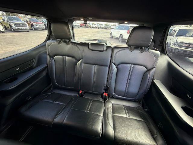 Used 2022 Jeep Wagoneer Series II AWD/4WD image 6
