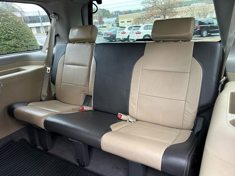 Used 2015 Nissan Armada Platinum w/ Platinum Reserve Package image 17