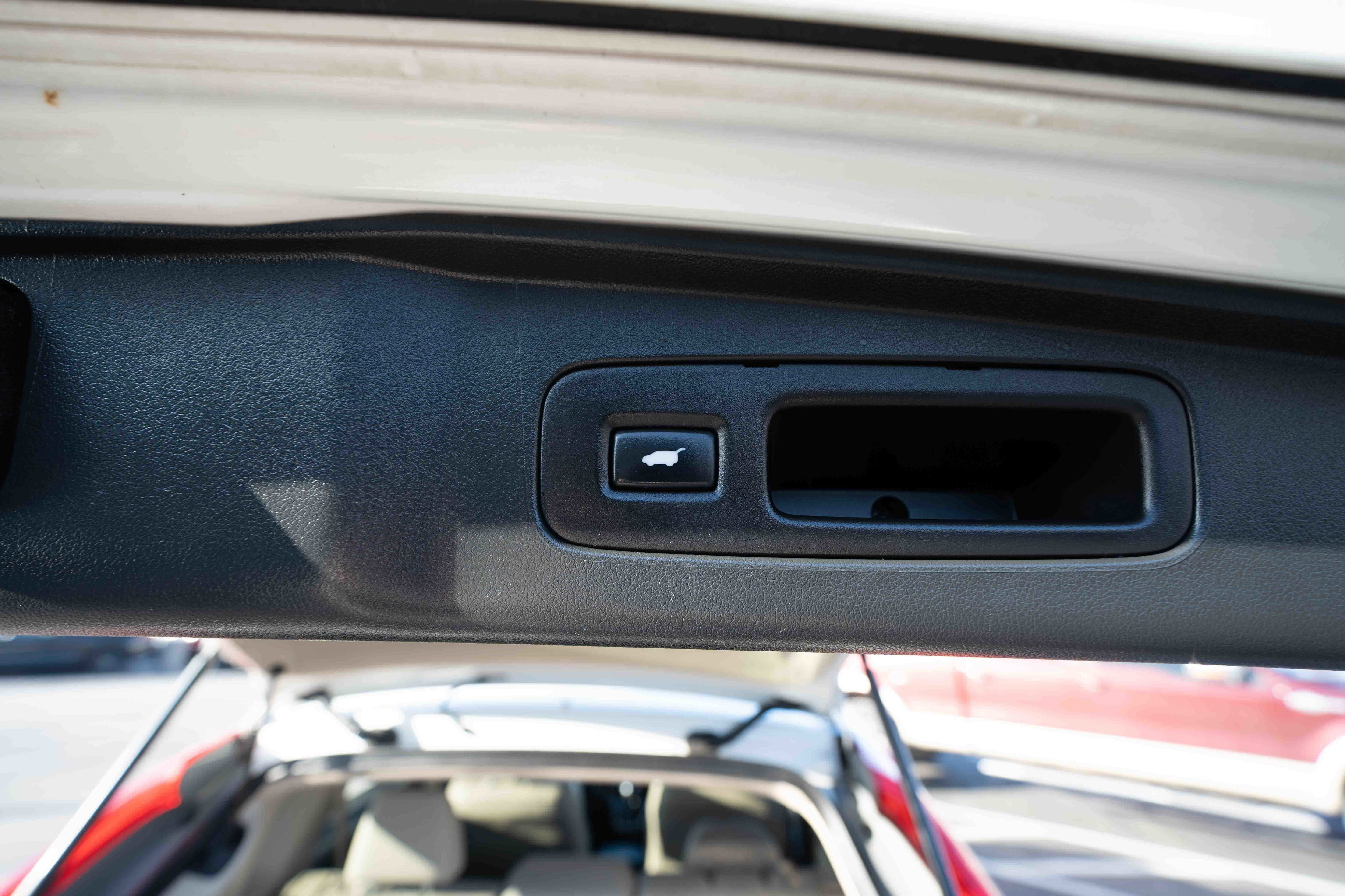 Used 2015 Honda CR-V Touring image 29