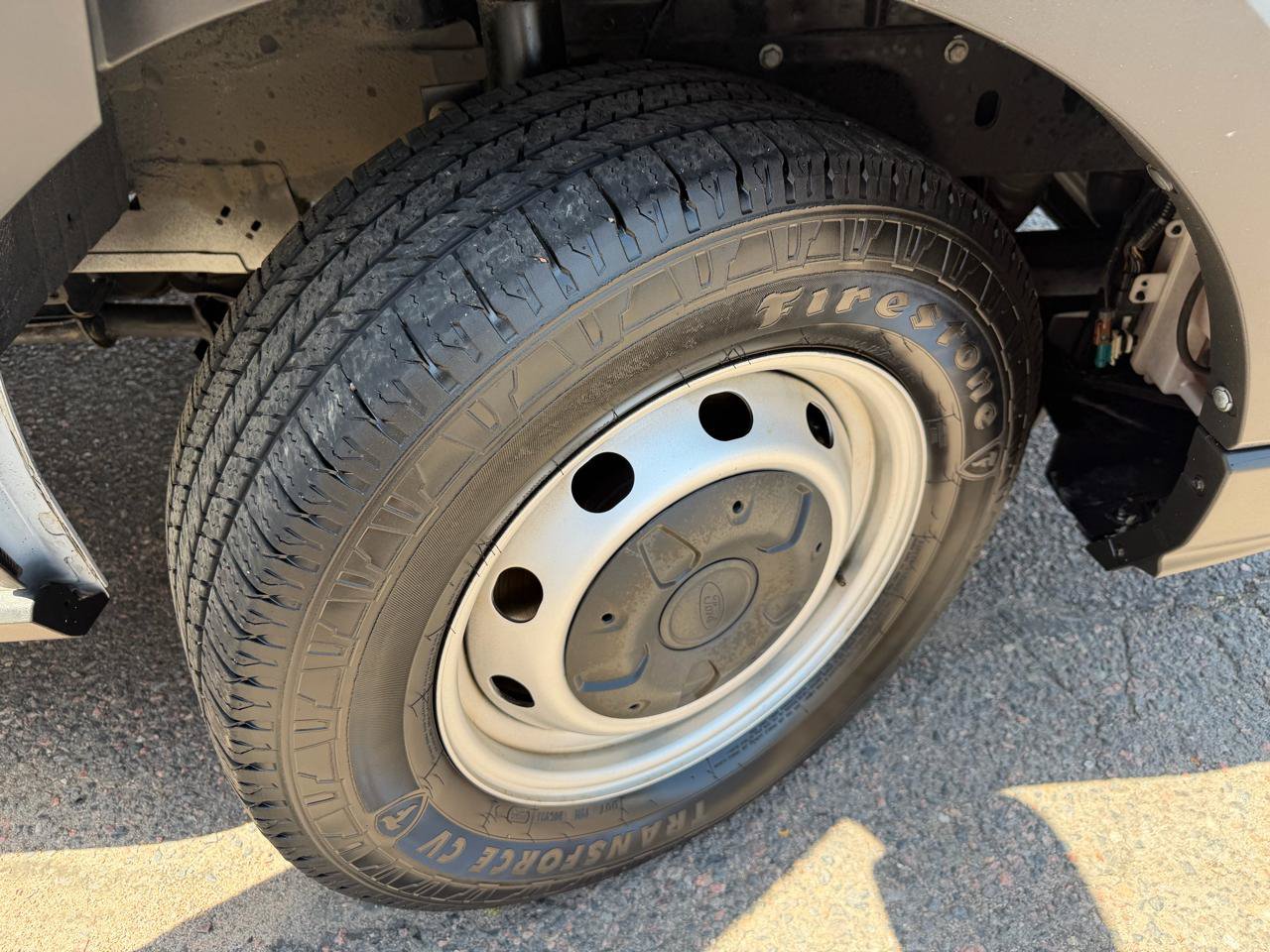 Used 2022 Ford Transit 250 Low Roof RWD image 29