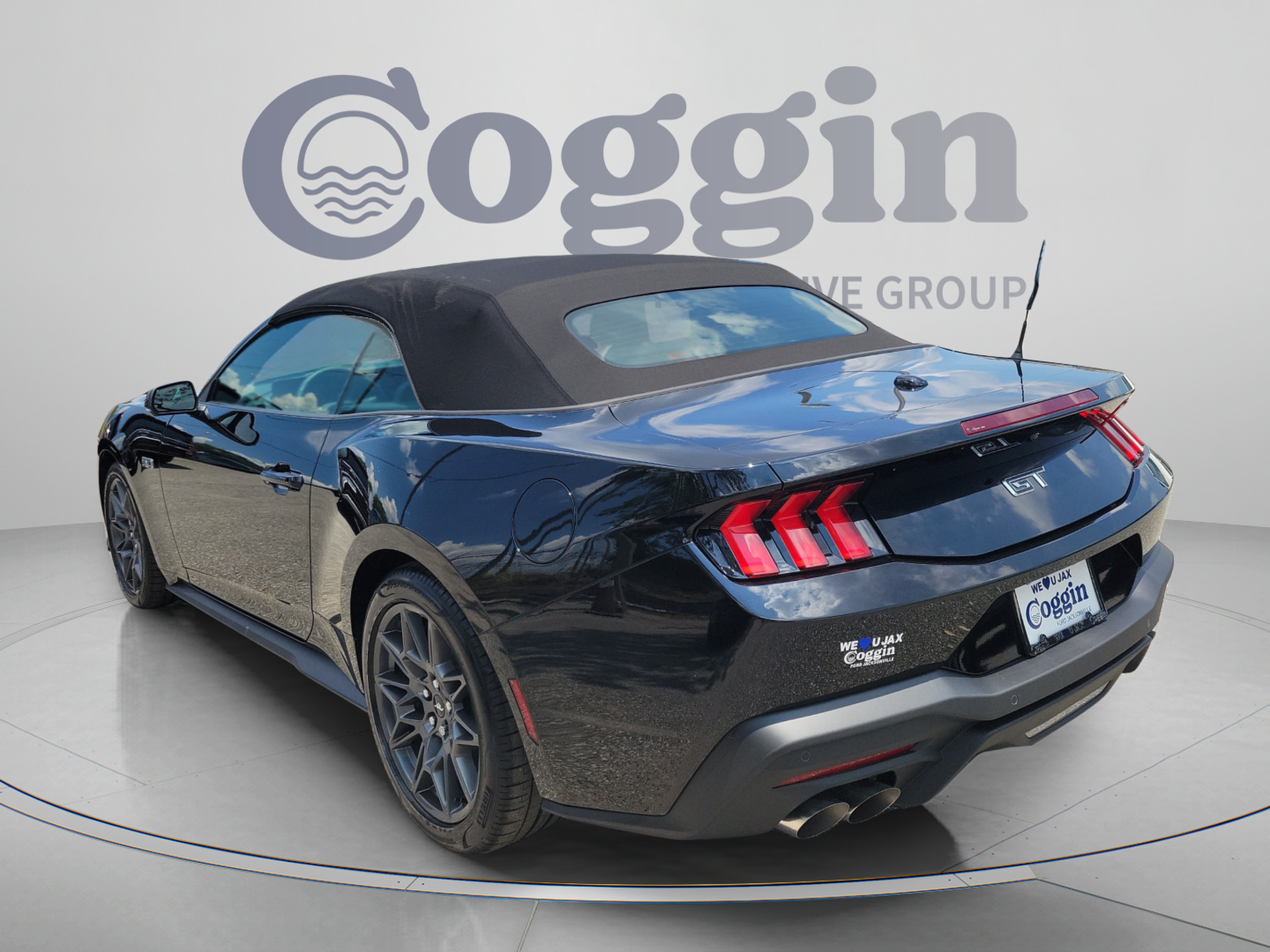 New 2026 Ford Mustang GT Premium w/ GT Performance Package RWD image 2