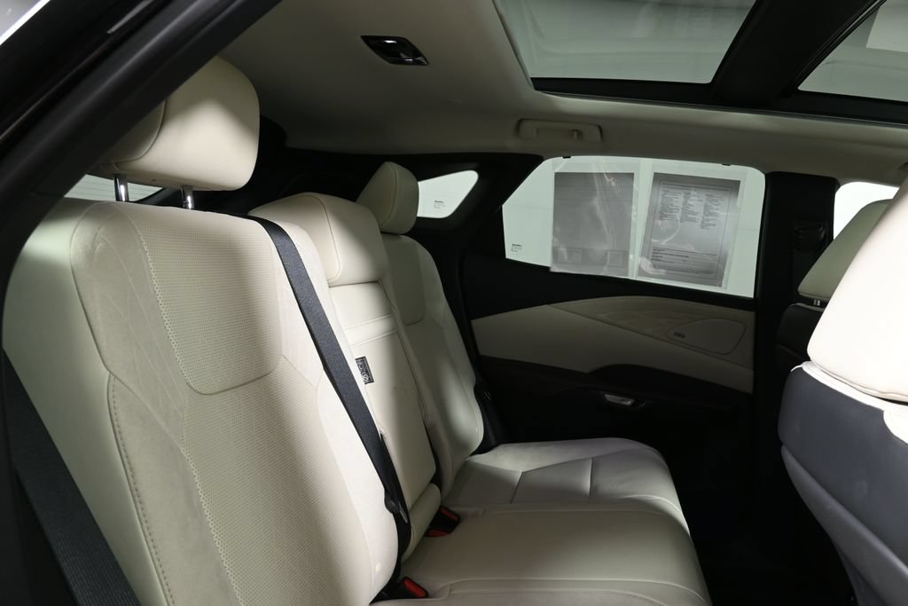 Used 2024 Lexus RX 350 AWD w/ Convenience Package image 35