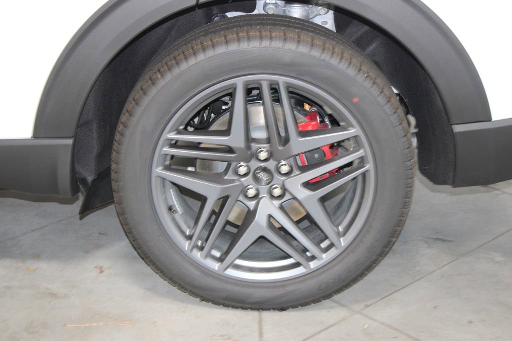 New 2026 Ford Explorer ST w/ Sun And Sound Package image 13