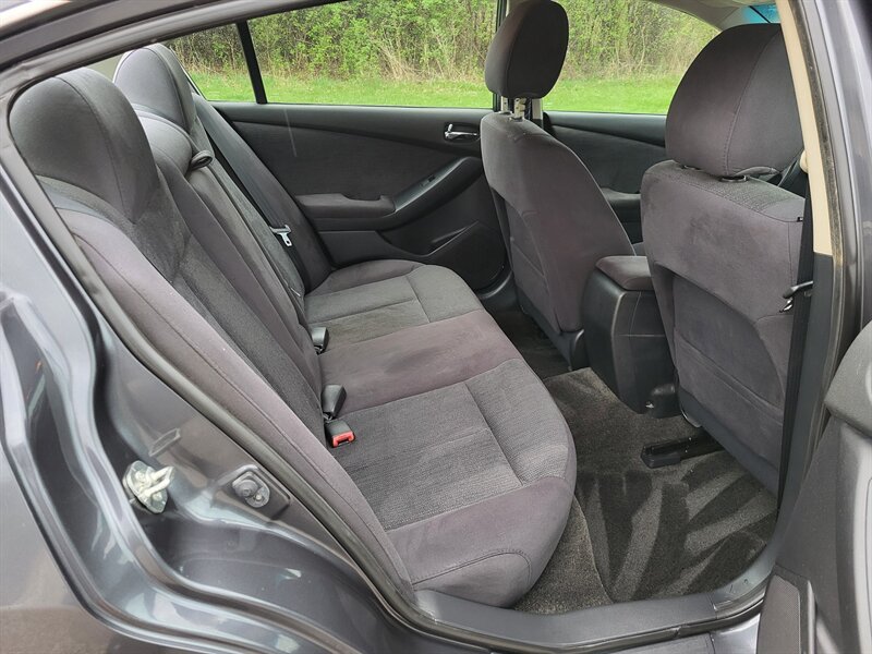 Used 2012 Nissan Altima 2.5 S FWD image 14