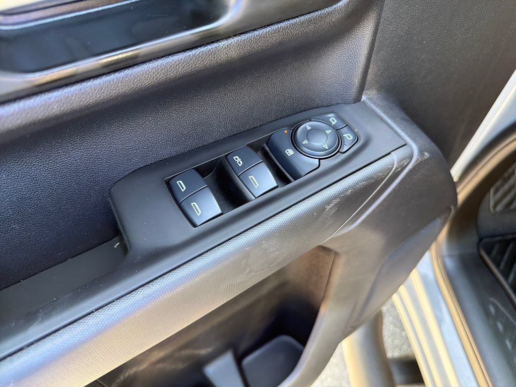 Used 2025 Chevrolet Silverado 1500 Custom w/ Turbomax Blackout Package RWD image 22