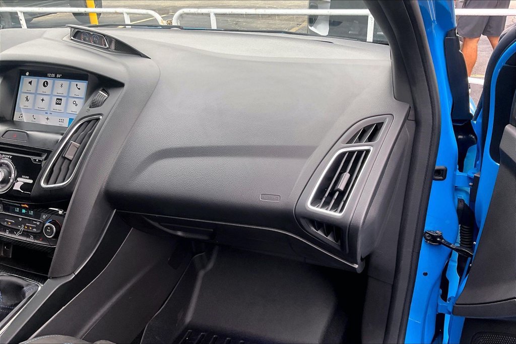 Used 2017 Ford Focus RS AWD/4WD image 15