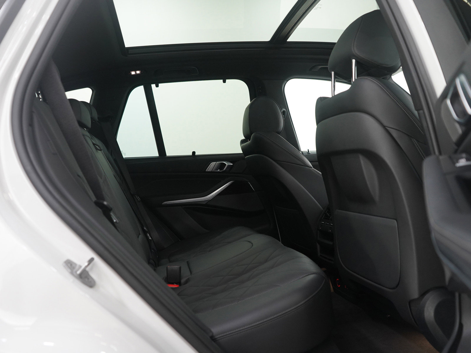 Used 2024 BMW X5 xDrive40i image 12