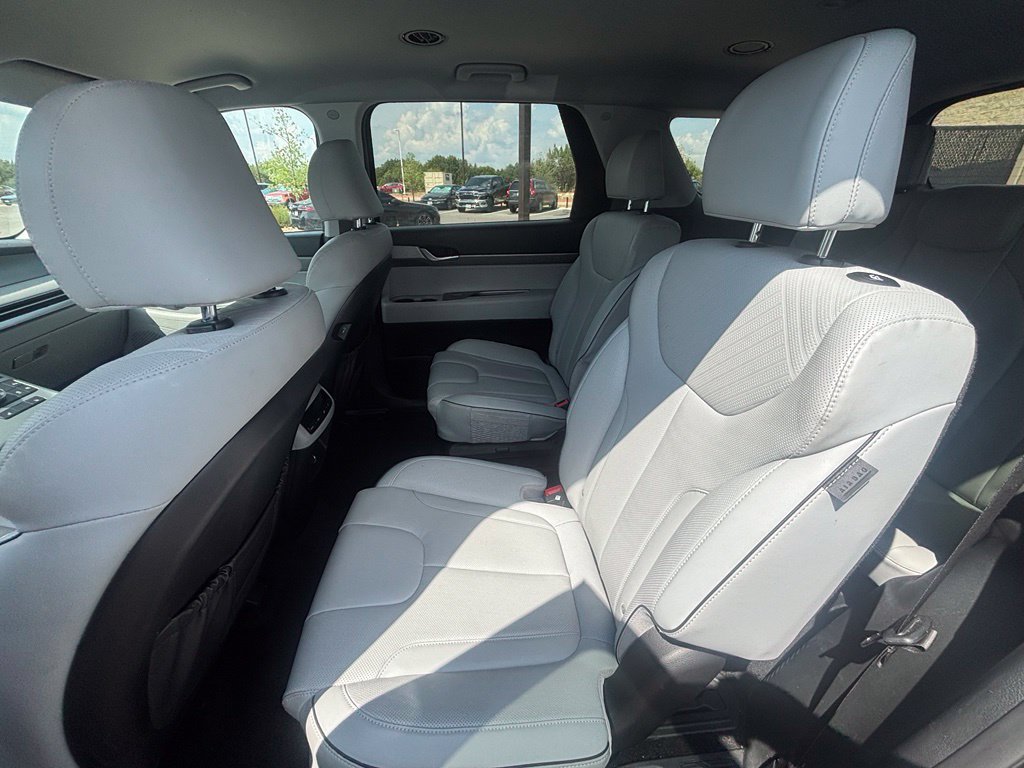 Certified 2025 Hyundai Palisade SEL FWD image 9