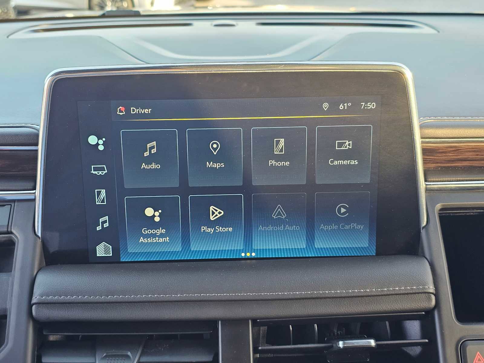 Used 2023 Chevrolet Suburban Z71 w/ Luxury Package image 26