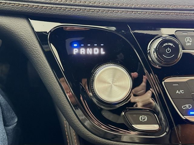 New 2026 Chrysler Pacifica Pinnacle image 17