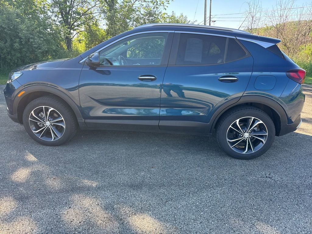 Used 2020 Buick Encore GX Select w/ Advanced Technology Package AWD/4WD image 5