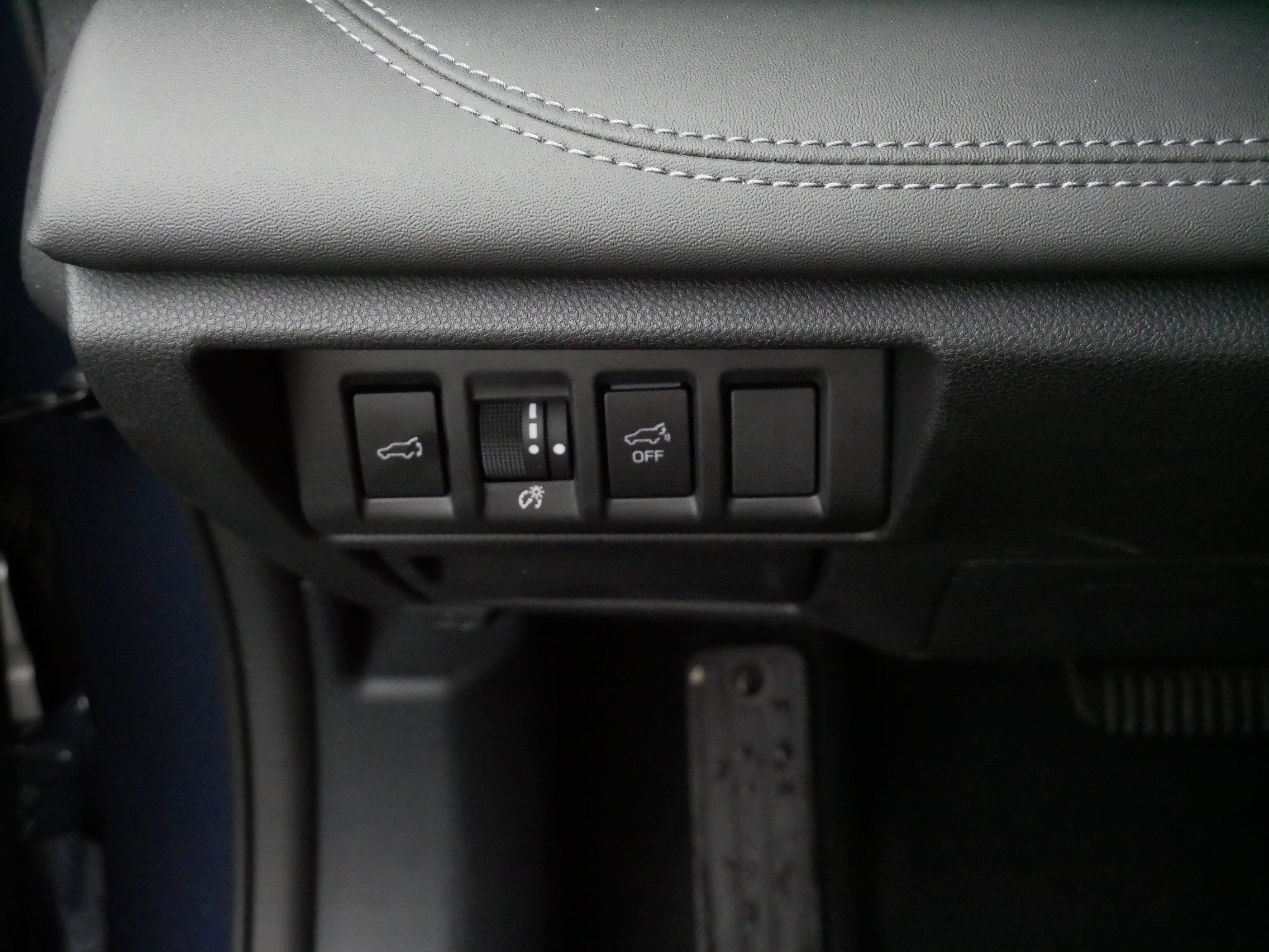 Used 2023 Subaru Outback Limited AWD/4WD image 27