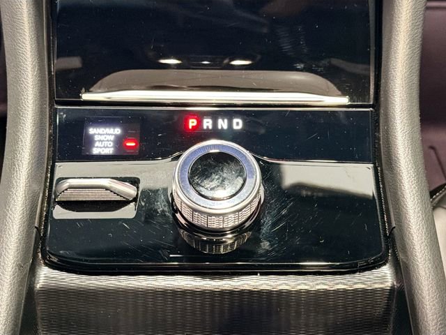 Used 2025 Jeep Grand Cherokee L Limited w/ Black Appearance Package image 16