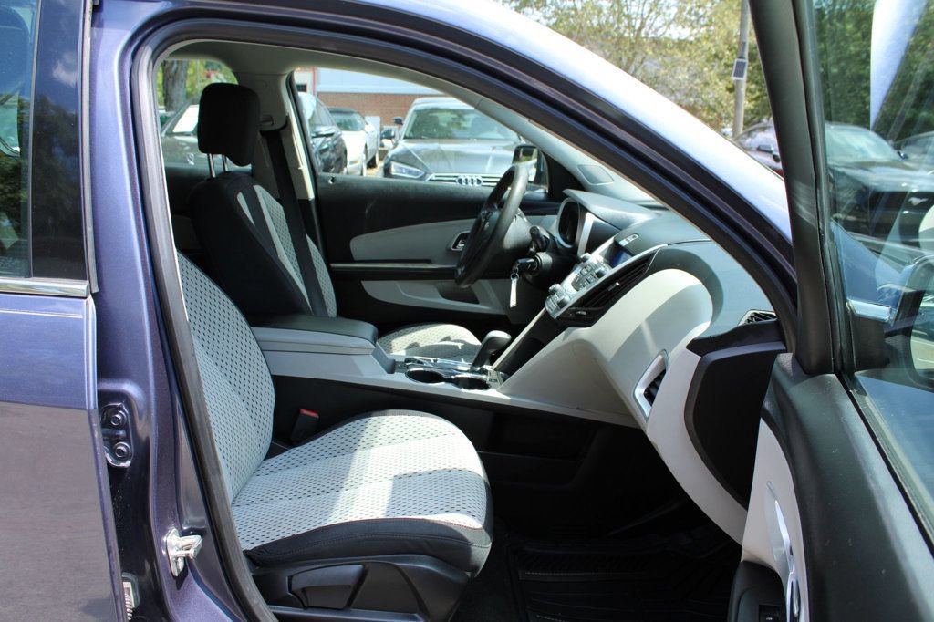 Used 2013 Chevrolet Equinox LS FWD image 27