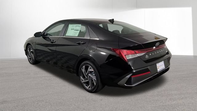 New 2026 Hyundai Elantra Limited FWD image 7