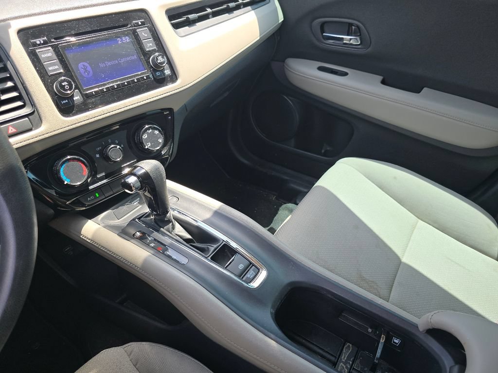 Used 2022 Honda HR-V LX image 23