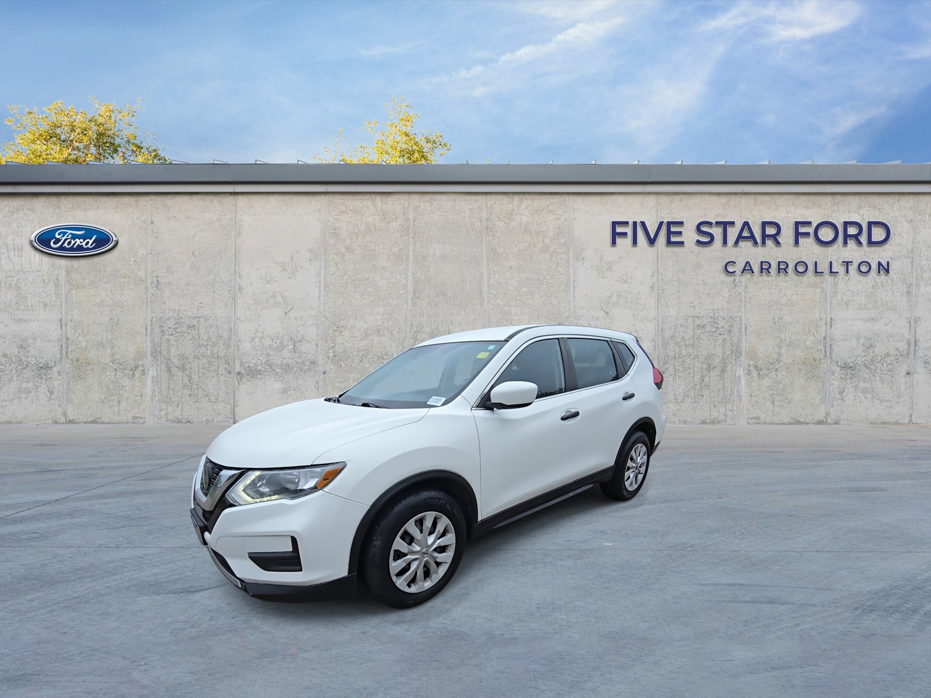 Used 2019 Nissan Rogue S FWD image 4