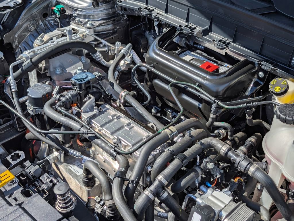 Used 2022 Mercedes-Benz EQB 350 4MATIC image 38