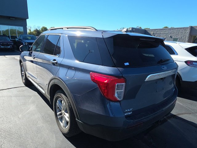 Used 2021 Ford Explorer XLT w/ Class III Trailer Tow Package AWD/4WD image 9