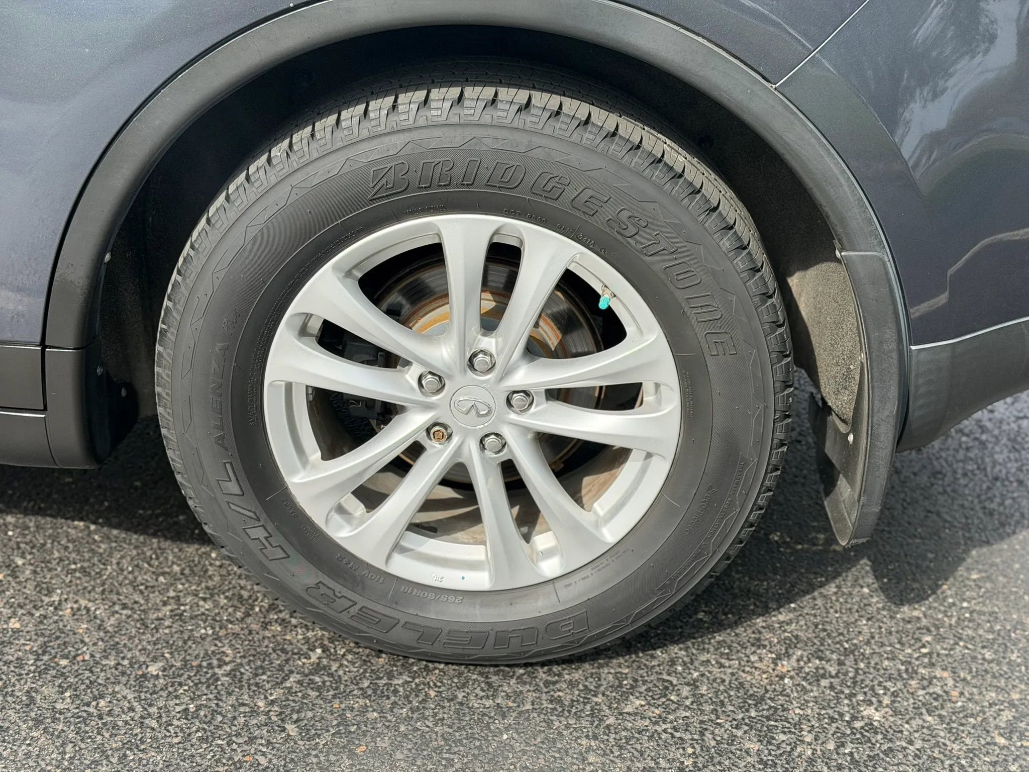 Used 2009 INFINITI FX35 AWD w/ Technology Pkg image 10